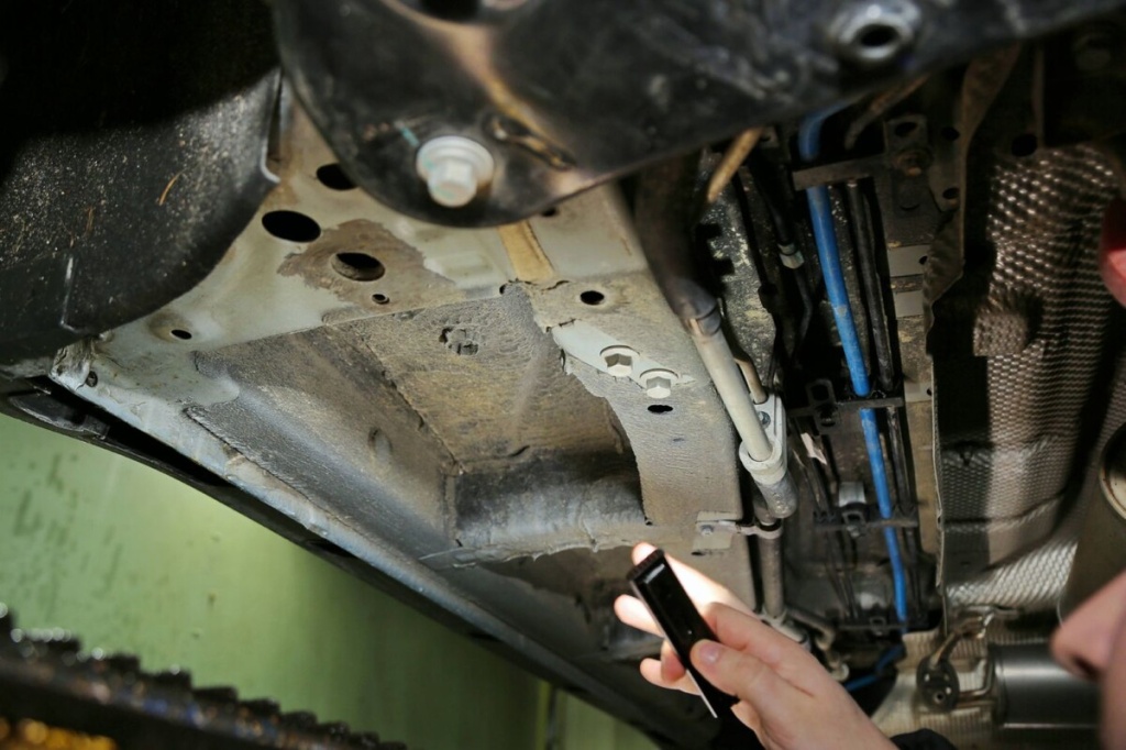 5855.jpeg осмотр днища Geely Jiaji