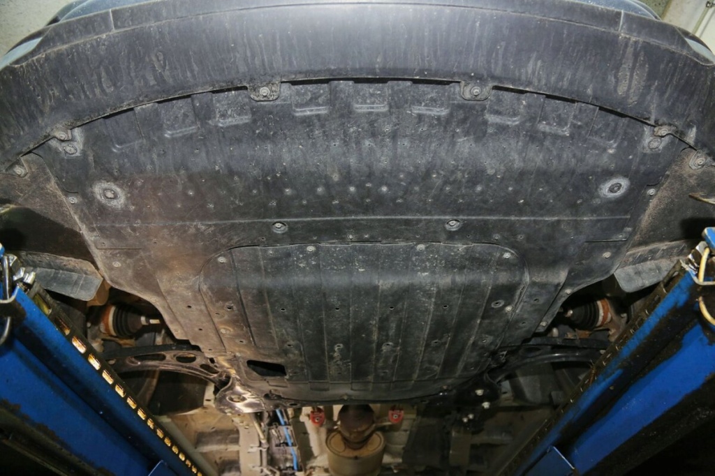 4366.jpeg моторный отсек Geely Jiaji